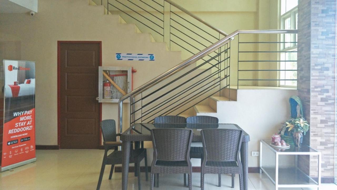 Reddoorz Near Talisay District Hospital Hotel Candulawan Ngoại thất bức ảnh